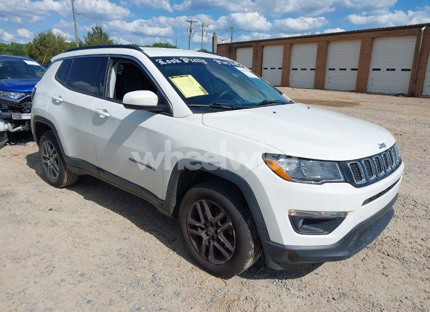 2017 Jeep New COMPASS LATITUDE 4X4 (VIN 3C4NJDBB3HT688695) main photo