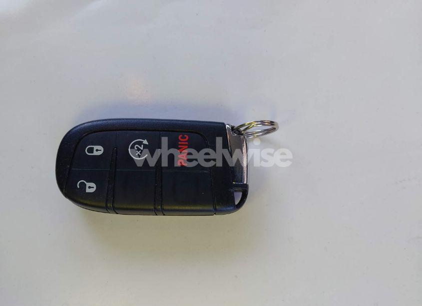 Photo 11 of 2018 Jeep Compass LATITUDE 4X4 (VIN 3C4NJDBB3JT103703)