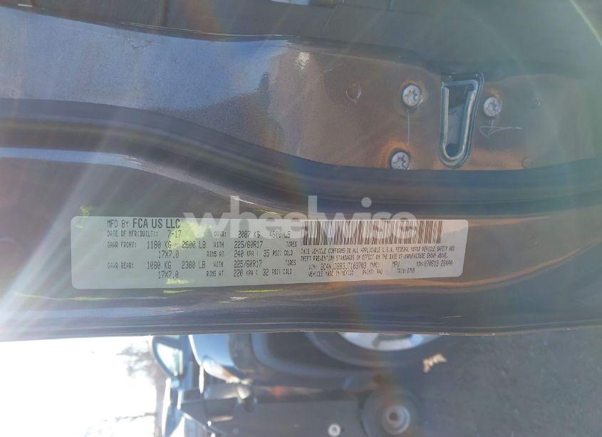 Photo 9 of 2018 Jeep Compass LATITUDE 4X4 (VIN 3C4NJDBB3JT103703)