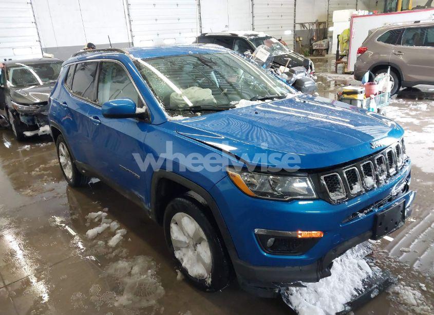 2018 Jeep Compass LATITUDE 4X4 (VIN 3C4NJDBB3JT179583) main photo