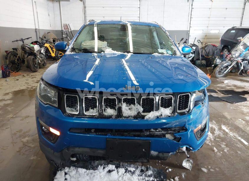 Photo 12 of 2018 Jeep Compass LATITUDE 4X4 (VIN 3C4NJDBB3JT179583)