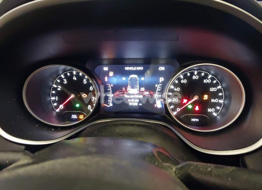 Photo 7 of 2018 Jeep Compass LATITUDE 4X4 (VIN 3C4NJDBB3JT179583)