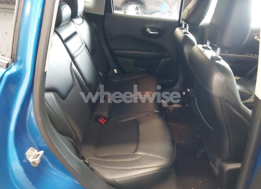 Photo 8 of 2018 Jeep Compass LATITUDE 4X4 (VIN 3C4NJDBB3JT179583)