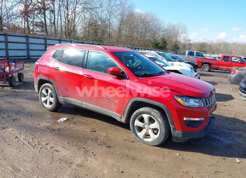 2018 Jeep Compass LATITUDE (VIN 3C4NJDBB3JT249146) main photo