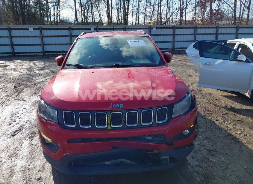 Photo 12 of 2018 Jeep Compass LATITUDE (VIN 3C4NJDBB3JT249146)