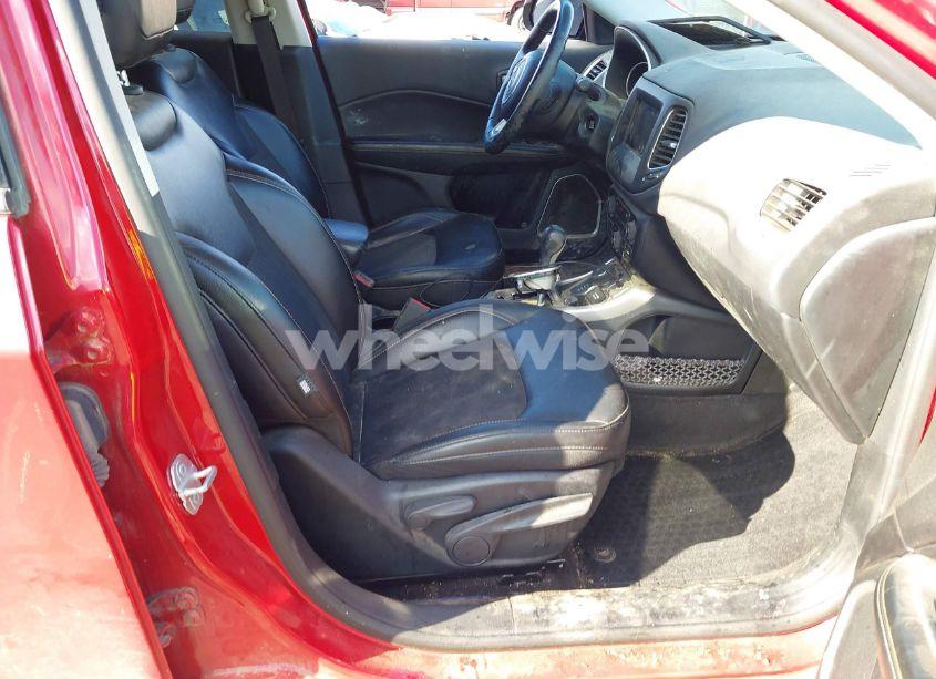 Photo 5 of 2018 Jeep Compass LATITUDE (VIN 3C4NJDBB3JT249146)