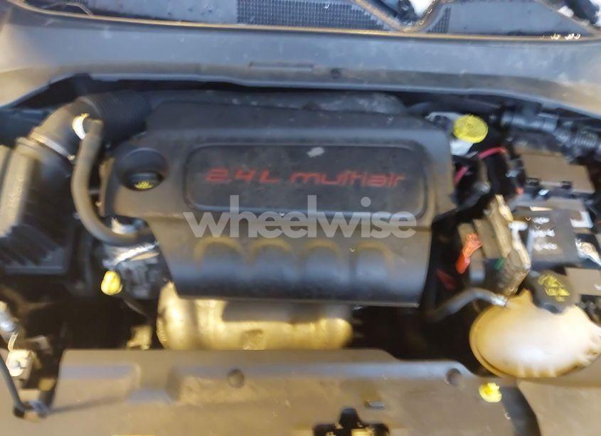 Photo 10 of 2018 Jeep Compass LATITUDE 4X4 (VIN 3C4NJDBB3JT284267)