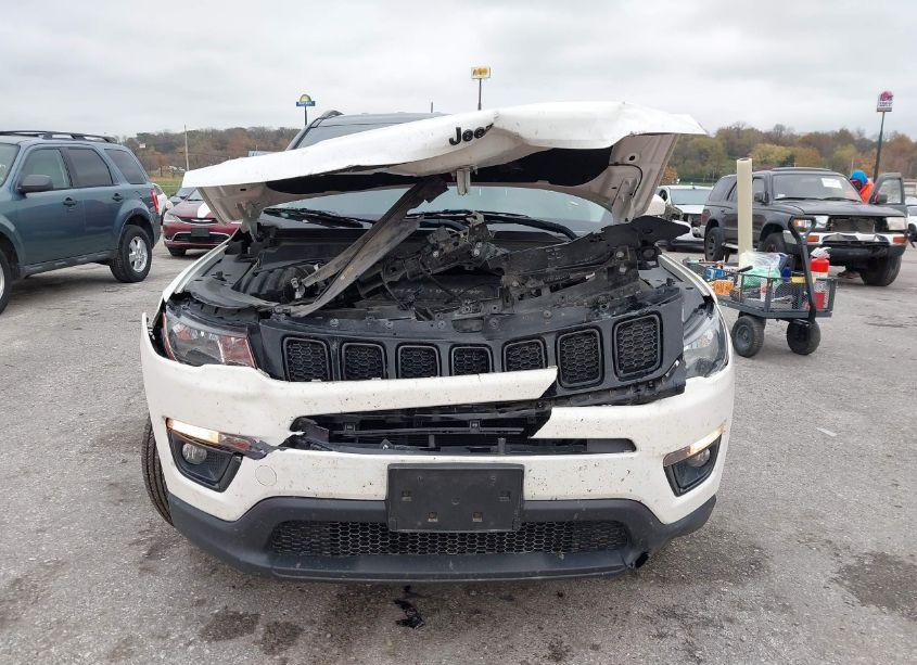 Photo 12 of 2018 Jeep Compass ALTITUDE 4X4 (VIN 3C4NJDBB3JT325528)