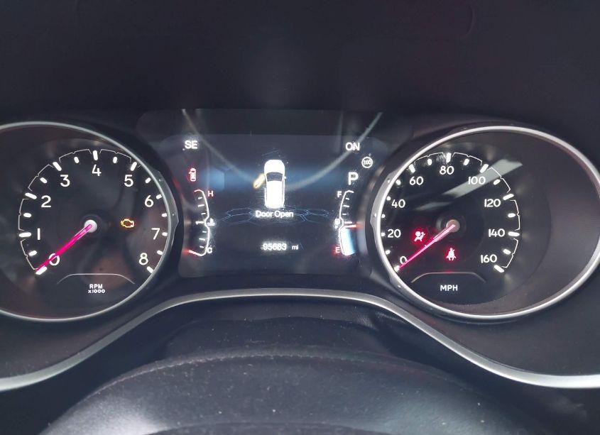 Photo 7 of 2018 Jeep Compass ALTITUDE 4X4 (VIN 3C4NJDBB3JT325528)