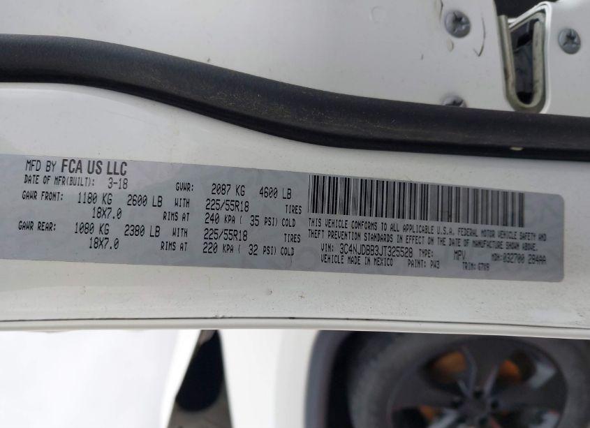 Photo 9 of 2018 Jeep Compass ALTITUDE 4X4 (VIN 3C4NJDBB3JT325528)