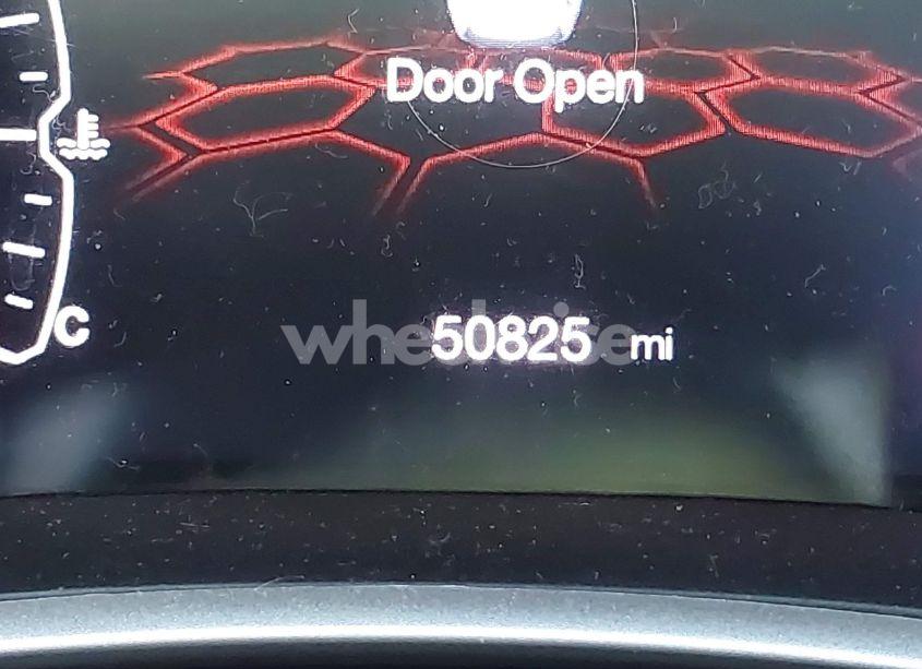 Photo 15 of 2020 Jeep Compass LATITUDE 4X4 (VIN 3C4NJDBB3LT148983)