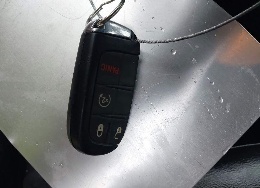 Photo 11 of 2020 Jeep Compass LATITUDE 4X4 (VIN 3C4NJDBB3LT150006)