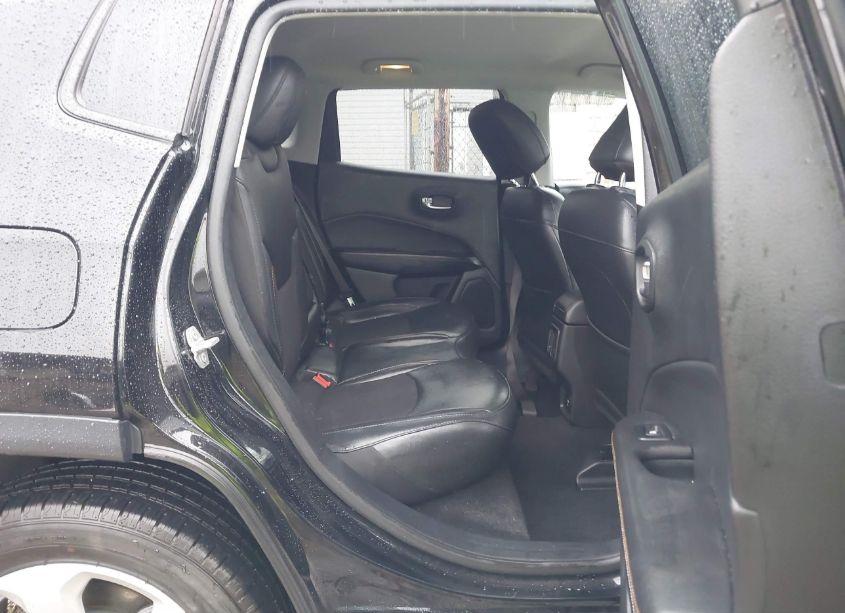 Photo 8 of 2020 Jeep Compass LATITUDE 4X4 (VIN 3C4NJDBB3LT150006)