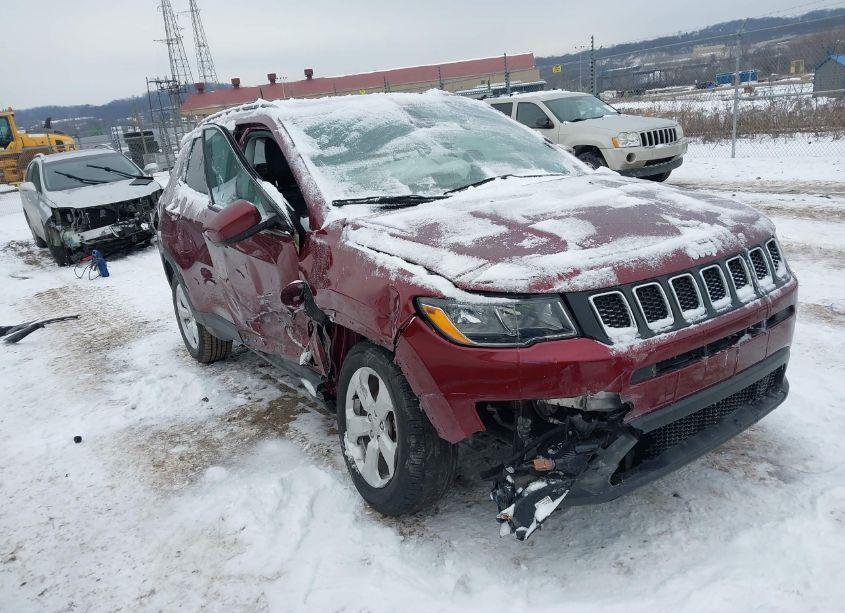2020 Jeep Compass LATITUDE 4X4 (VIN 3C4NJDBB3LT229417) main photo
