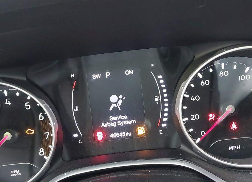 Photo 15 of 2020 Jeep Compass LATITUDE 4X4 (VIN 3C4NJDBB3LT229417)