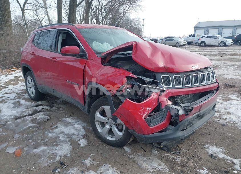 2020 Jeep Compass LATITUDE 4X4 (VIN 3C4NJDBB3LT240742) main photo