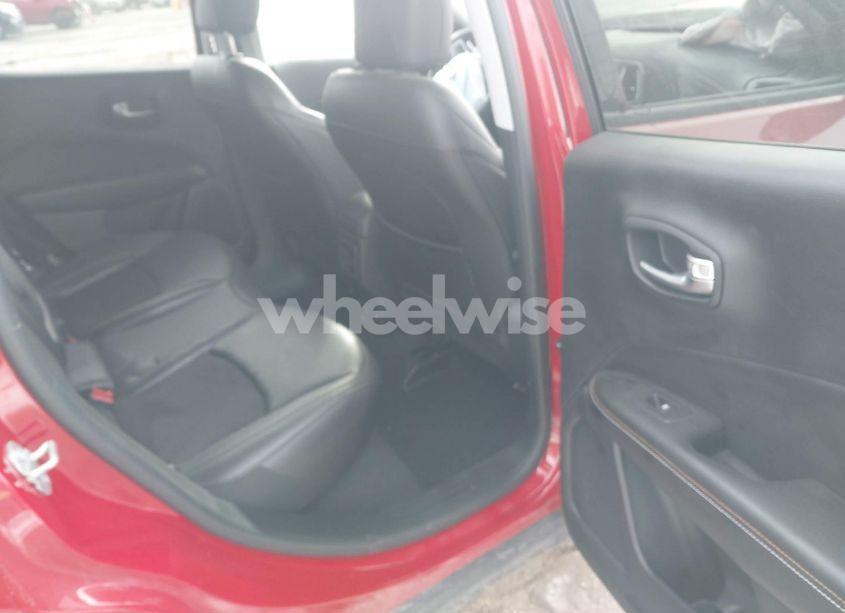 Photo 8 of 2020 Jeep Compass LATITUDE 4X4 (VIN 3C4NJDBB3LT240742)
