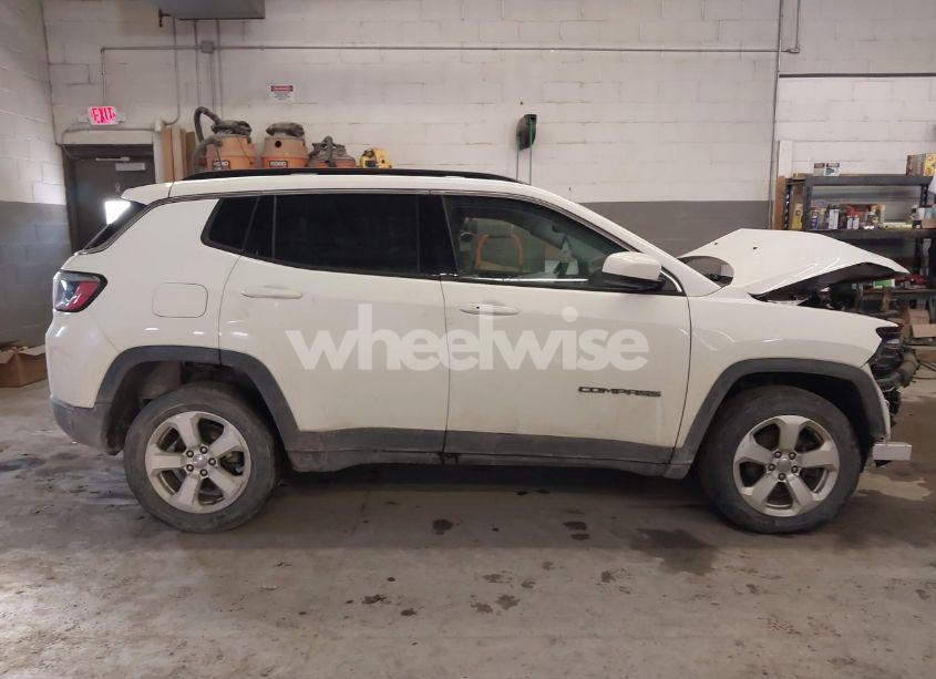 Photo 14 of 2021 Jeep Compass LATITUDE 4X4 (VIN 3C4NJDBB3MT504835)