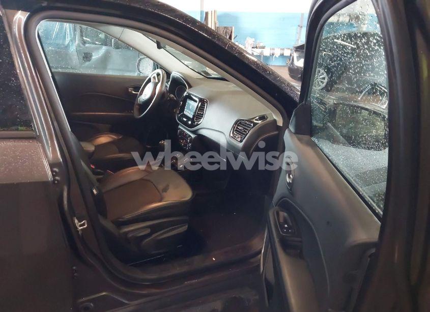 Photo 5 of 2021 Jeep Compass ALTITUDE 4X4 (VIN 3C4NJDBB3MT526057)