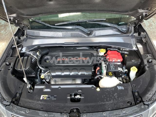 Photo 4 of 2021 JEEP COMPASS LATITUDE N/A (VIN 3C4NJDBB3MT527211)