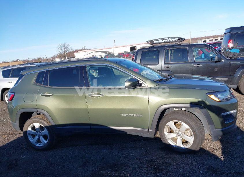 Photo 13 of 2021 Jeep Compass LATITUDE 4X4 (VIN 3C4NJDBB3MT529993)