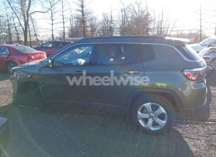 Photo 14 of 2021 Jeep Compass LATITUDE 4X4 (VIN 3C4NJDBB3MT529993)