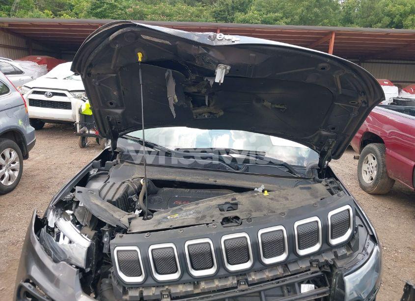 Photo 10 of 2022 Jeep Compass LATITUDE 4X4 (VIN 3C4NJDBB3NT147304)