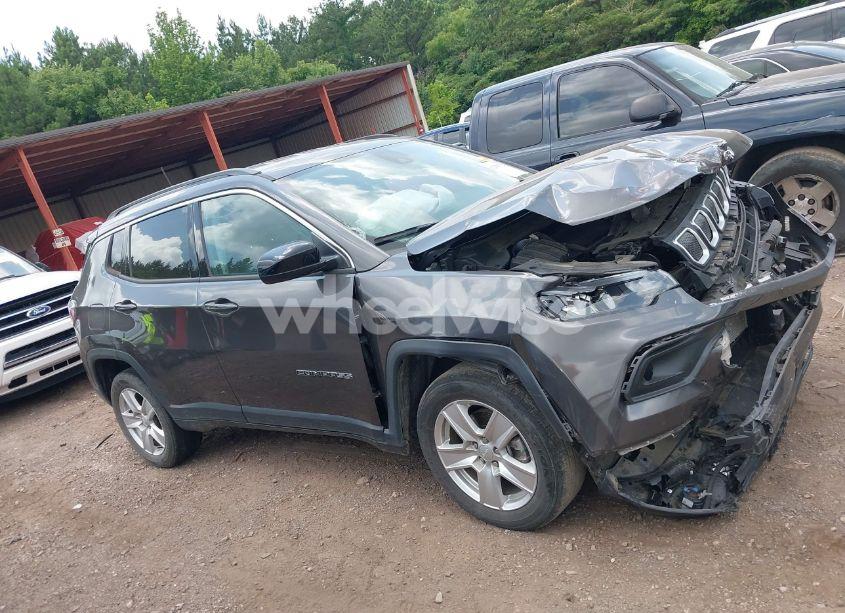 Photo 13 of 2022 Jeep Compass LATITUDE 4X4 (VIN 3C4NJDBB3NT147304)