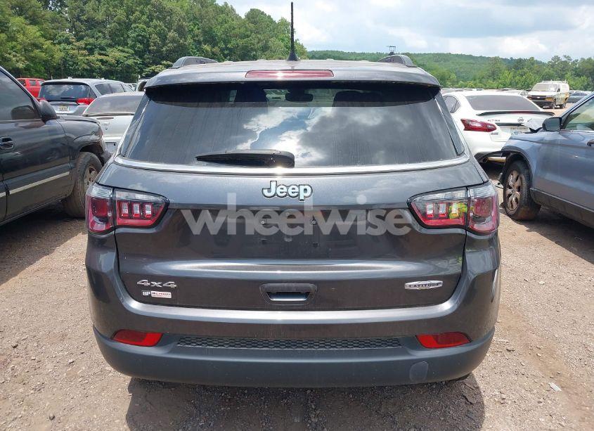 Photo 16 of 2022 Jeep Compass LATITUDE 4X4 (VIN 3C4NJDBB3NT147304)