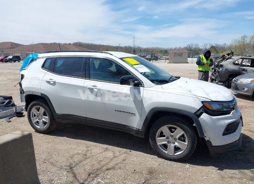 Photo 14 of 2022 Jeep Compass LATITUDE 4X4 (VIN 3C4NJDBB3NT156973)