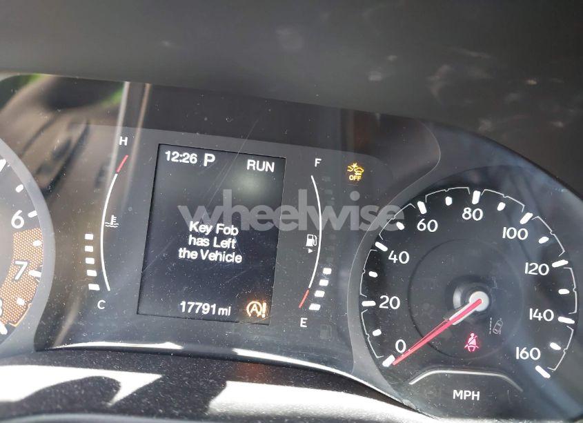 Photo 16 of 2022 Jeep Compass LATITUDE 4X4 (VIN 3C4NJDBB3NT156973)