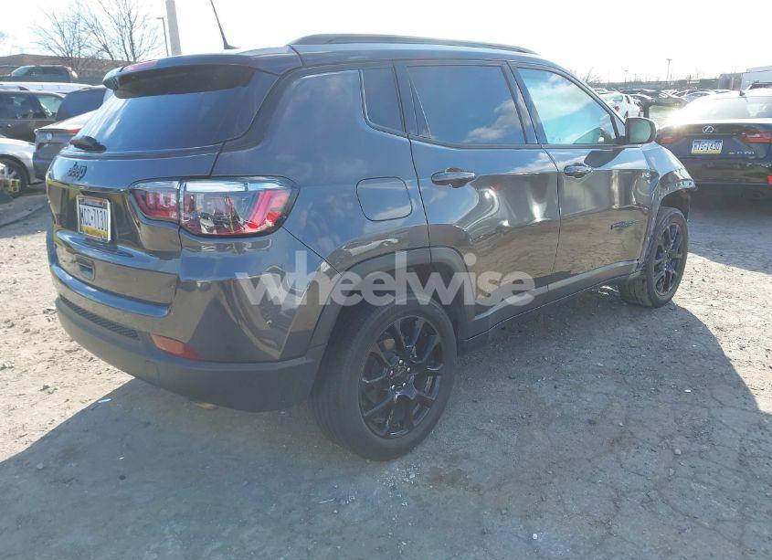 Photo 4 of 2022 Jeep Compass ALTITUDE 4X4 (VIN 3C4NJDBB3NT189648)