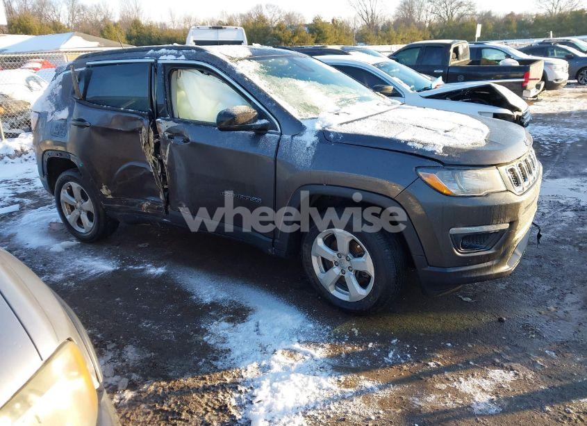 Photo 13 of 2017 Jeep New COMPASS LATITUDE 4X4 (VIN 3C4NJDBB4HT628442)