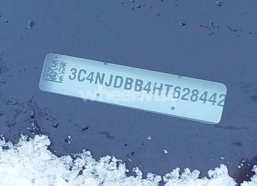 Photo 9 of 2017 Jeep New COMPASS LATITUDE 4X4 (VIN 3C4NJDBB4HT628442)