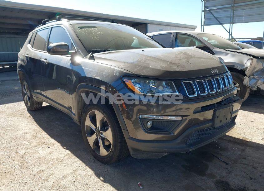 2017 Jeep New COMPASS LATITUDE 4X4 (VIN 3C4NJDBB4HT667404) main photo