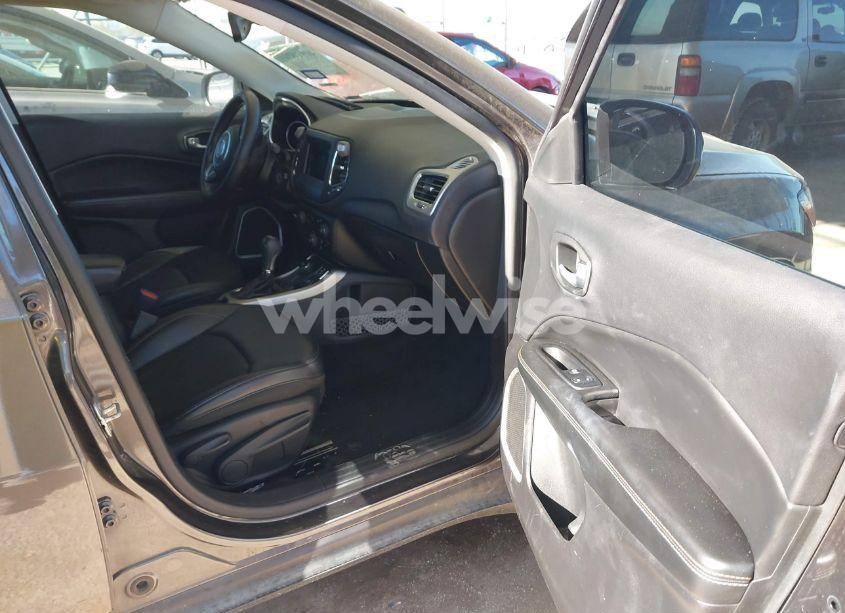 Photo 5 of 2017 Jeep New COMPASS LATITUDE 4X4 (VIN 3C4NJDBB4HT667404)