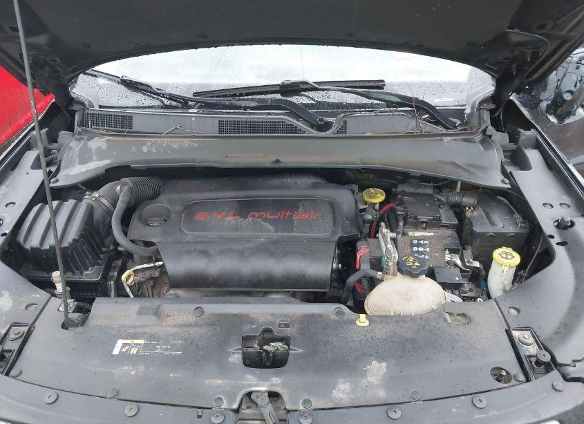 Photo 10 of 2018 Jeep Compass LATITUDE 4X4 (VIN 3C4NJDBB4JT139206)