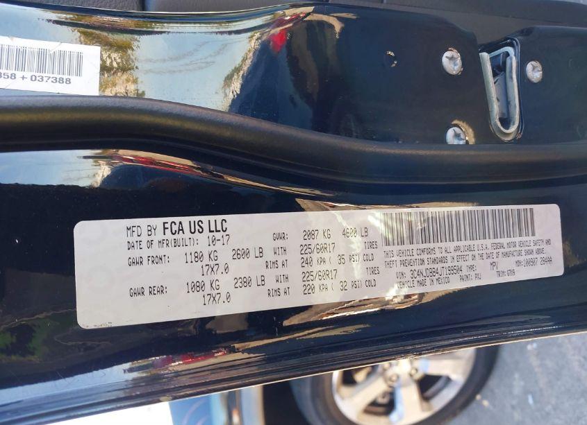 Photo 9 of 2018 Jeep Compass LATITUDE 4X4 (VIN 3C4NJDBB4JT199504)