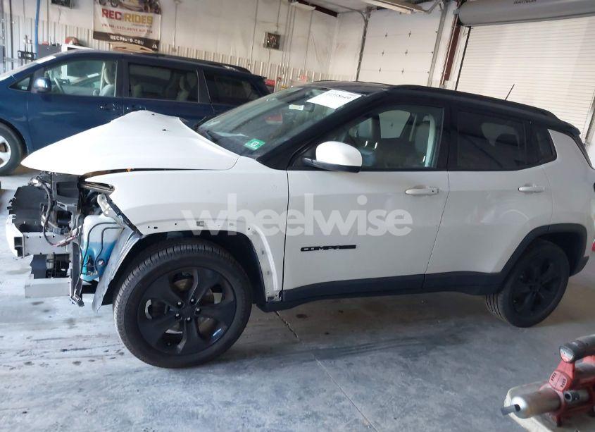 Photo 14 of 2018 Jeep Compass ALTITUDE 4X4 (VIN 3C4NJDBB4JT395992)
