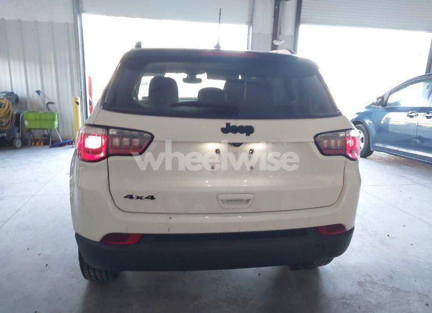 Photo 16 of 2018 Jeep Compass ALTITUDE 4X4 (VIN 3C4NJDBB4JT395992)