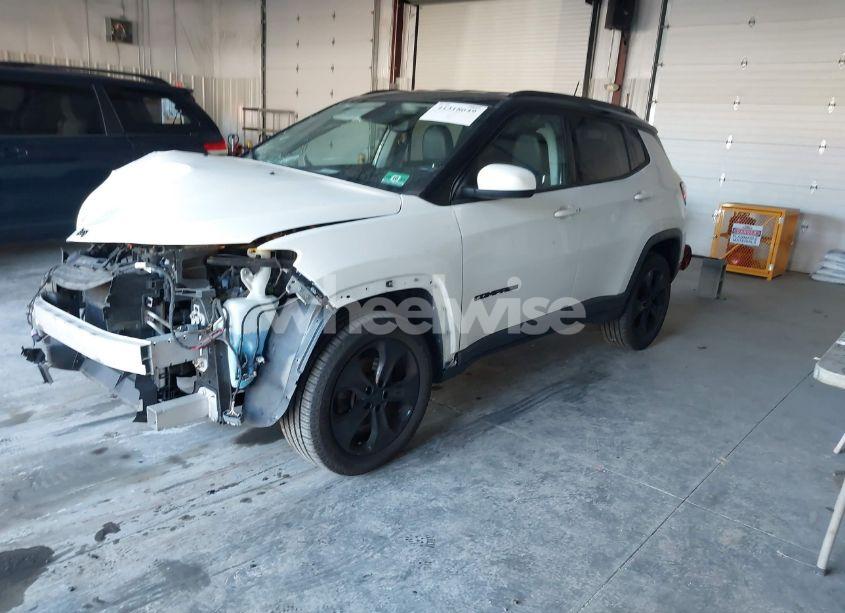 Photo 2 of 2018 Jeep Compass ALTITUDE 4X4 (VIN 3C4NJDBB4JT395992)