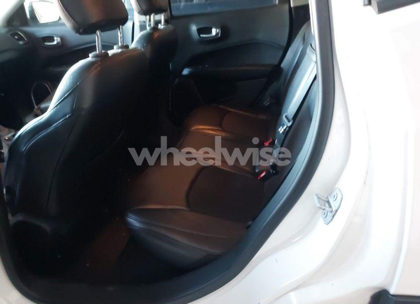 Photo 8 of 2018 Jeep Compass ALTITUDE 4X4 (VIN 3C4NJDBB4JT395992)