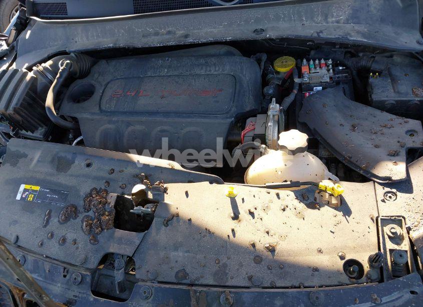 Photo 10 of 2019 Jeep Compass LATITUDE 4X4 (VIN 3C4NJDBB4KT597331)