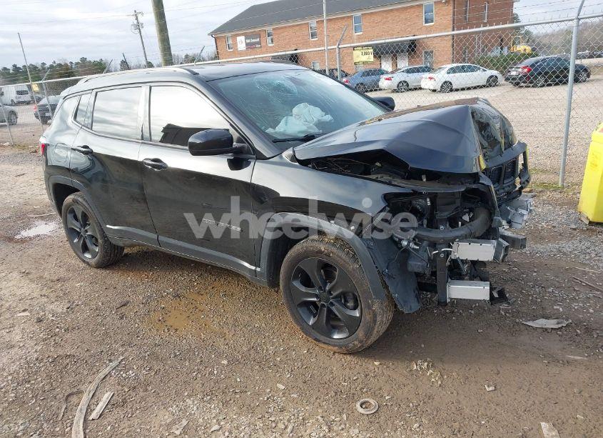 2019 Jeep Compass ALTITUDE 4X4 (VIN 3C4NJDBB4KT696358) main photo