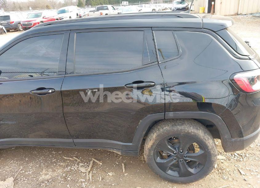 Photo 14 of 2019 Jeep Compass ALTITUDE 4X4 (VIN 3C4NJDBB4KT696358)