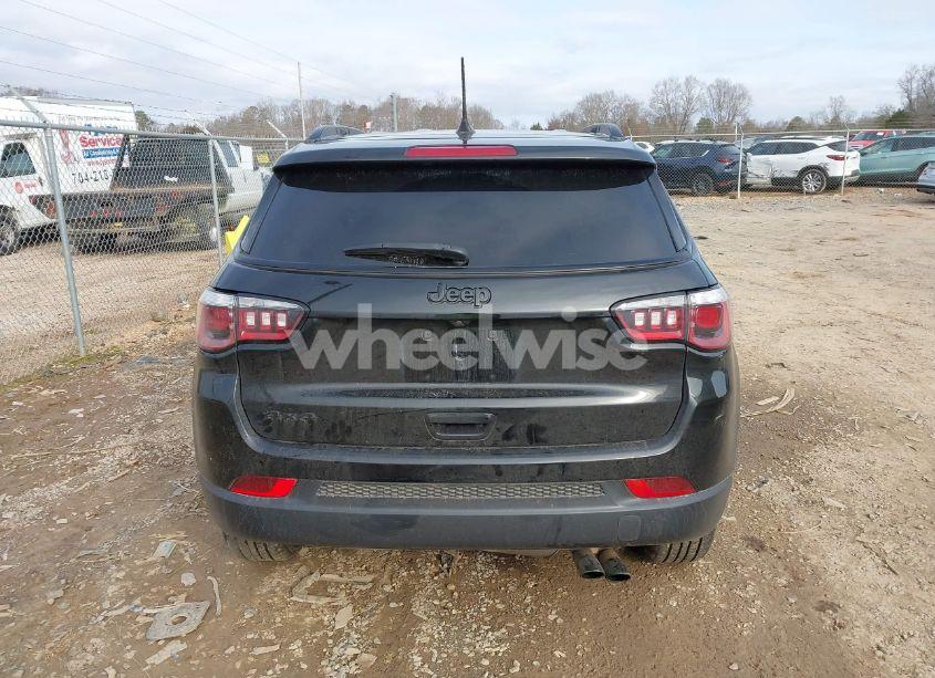 Photo 16 of 2019 Jeep Compass ALTITUDE 4X4 (VIN 3C4NJDBB4KT696358)