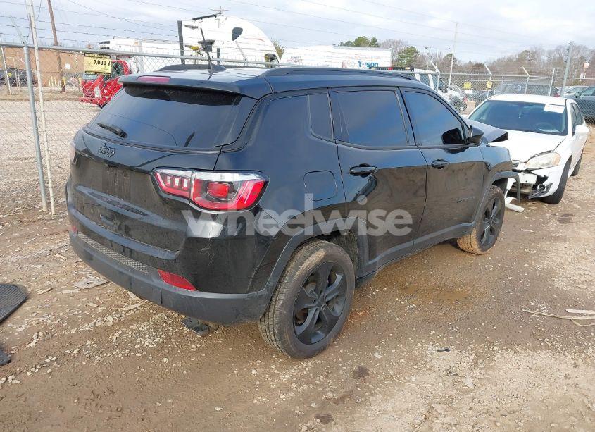 Photo 4 of 2019 Jeep Compass ALTITUDE 4X4 (VIN 3C4NJDBB4KT696358)