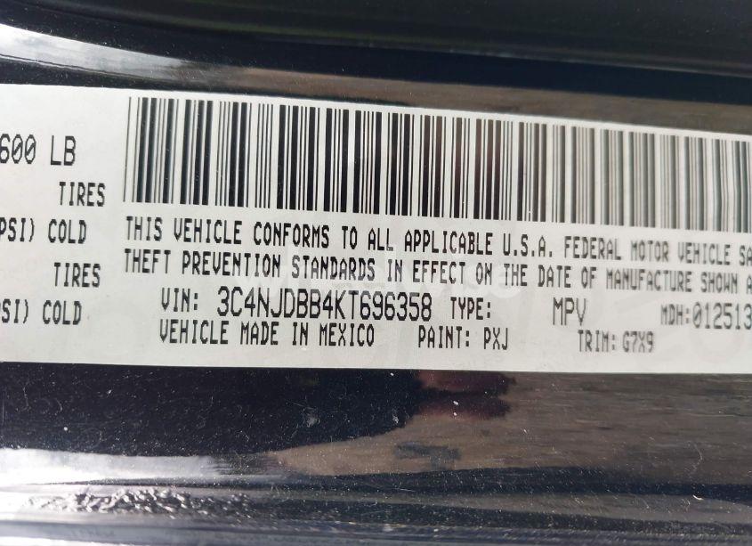 Photo 9 of 2019 Jeep Compass ALTITUDE 4X4 (VIN 3C4NJDBB4KT696358)