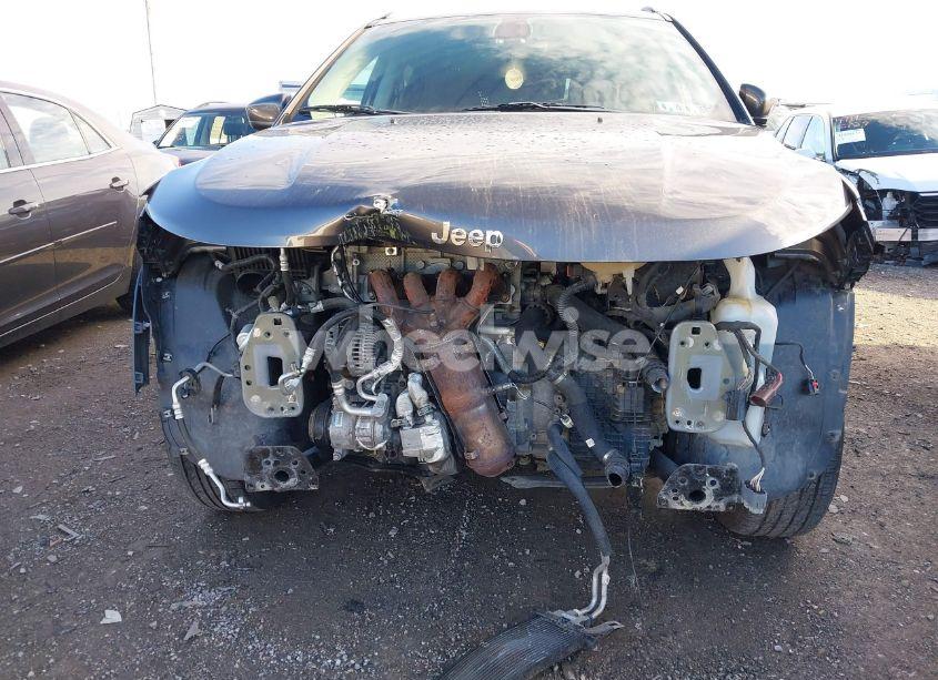 Photo 6 of 2020 Jeep Compass LATITUDE 4X4 (VIN 3C4NJDBB4LT116057)