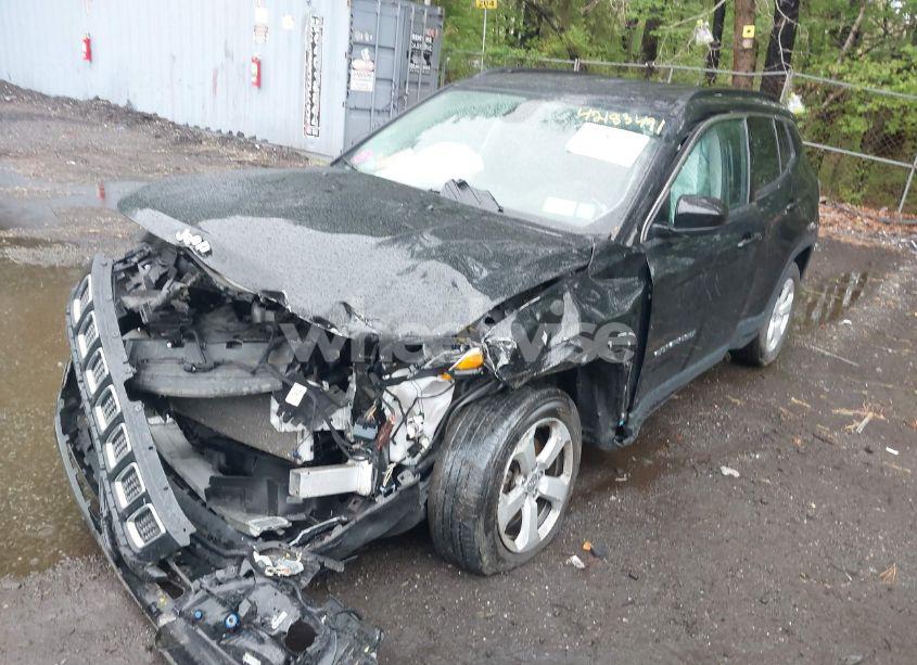 Photo 2 of 2021 Jeep Compass LATITUDE 4X4 (VIN 3C4NJDBB4MT506951)